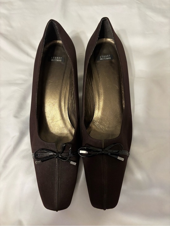 Stuart Weitzman Shoes - Stuart Weitzman Brown Square Toe Kitten Heel Pumps Patent Bow Women’s 11B